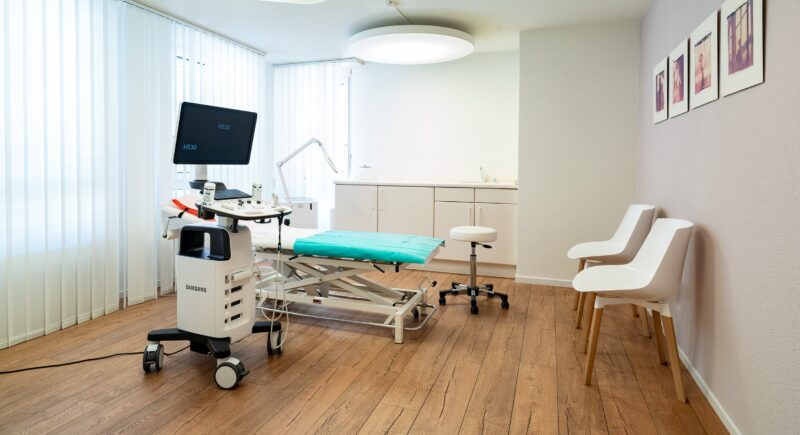 Kombinierter Verkauf von drei Gefässzentren an medermis clinics